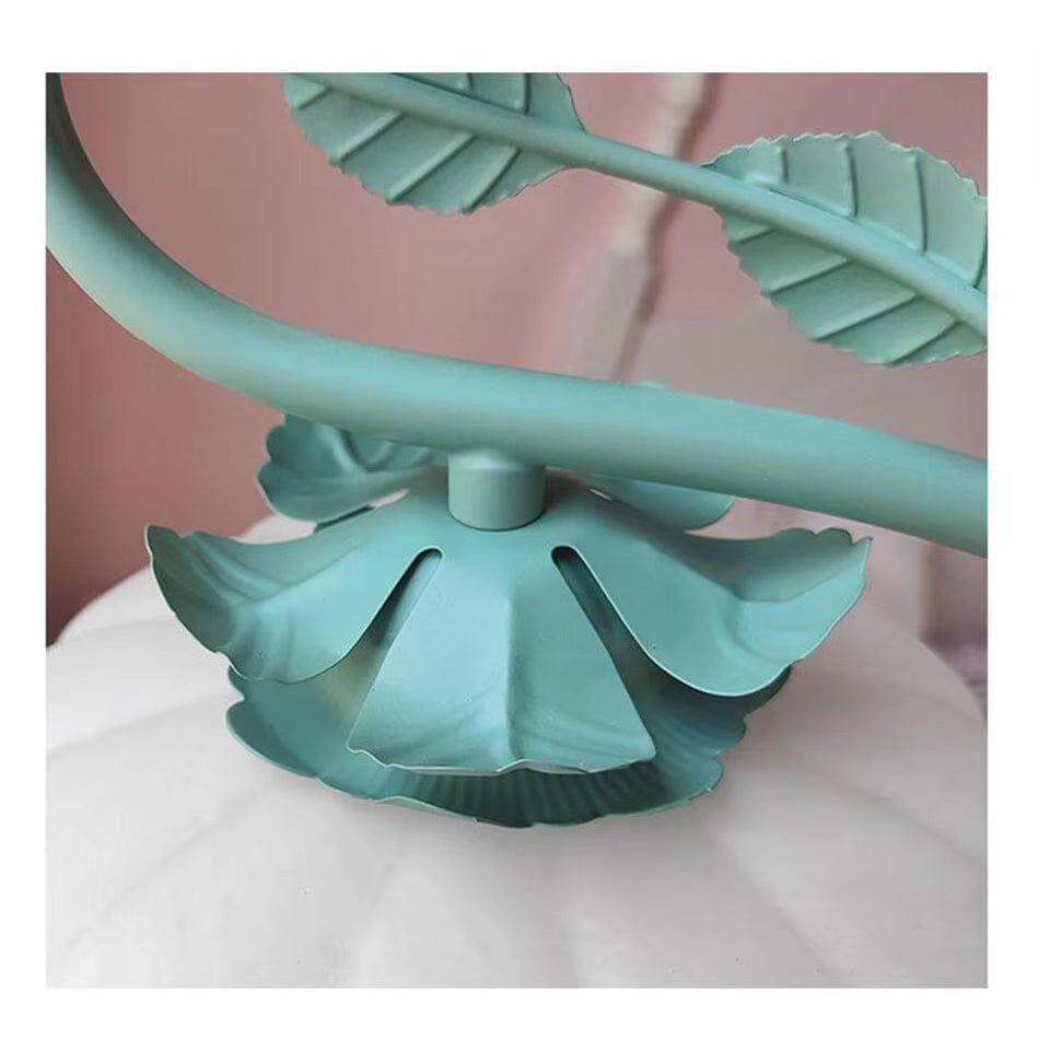 Verthara American Frosted Glass Flower Table Lamp