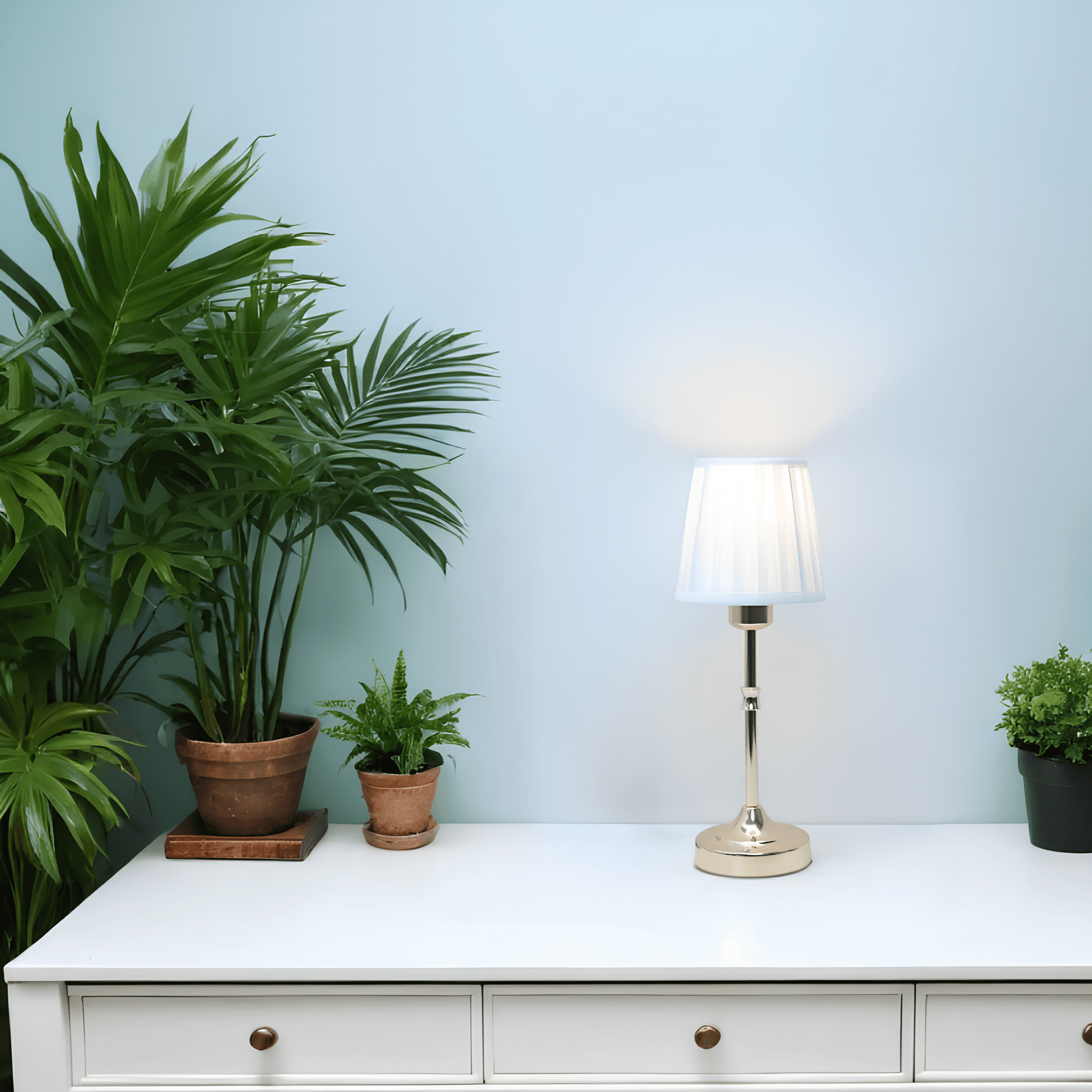 Verthara Classical Rechargeable Table Lamp Gold