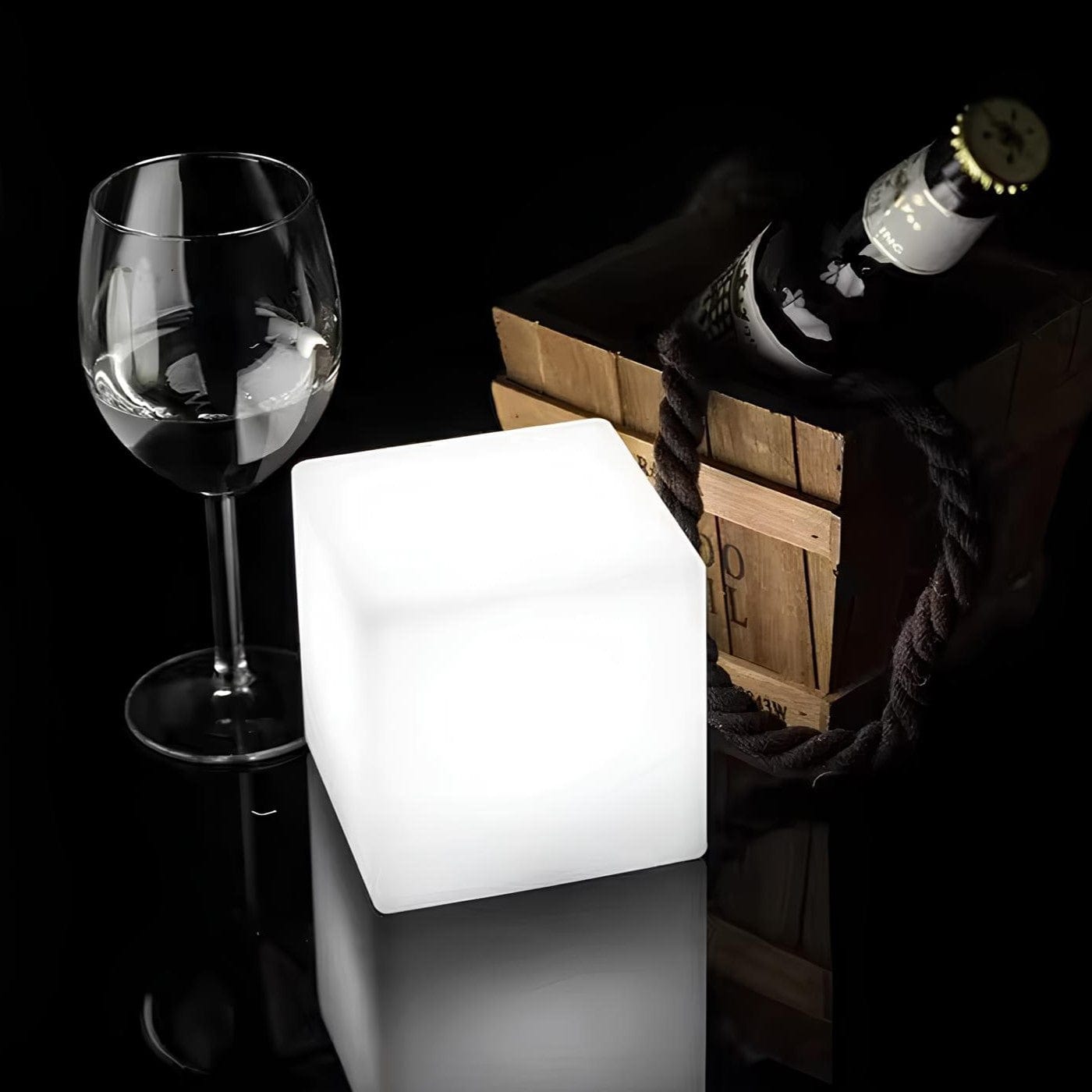 Verthara Cube Garden Light