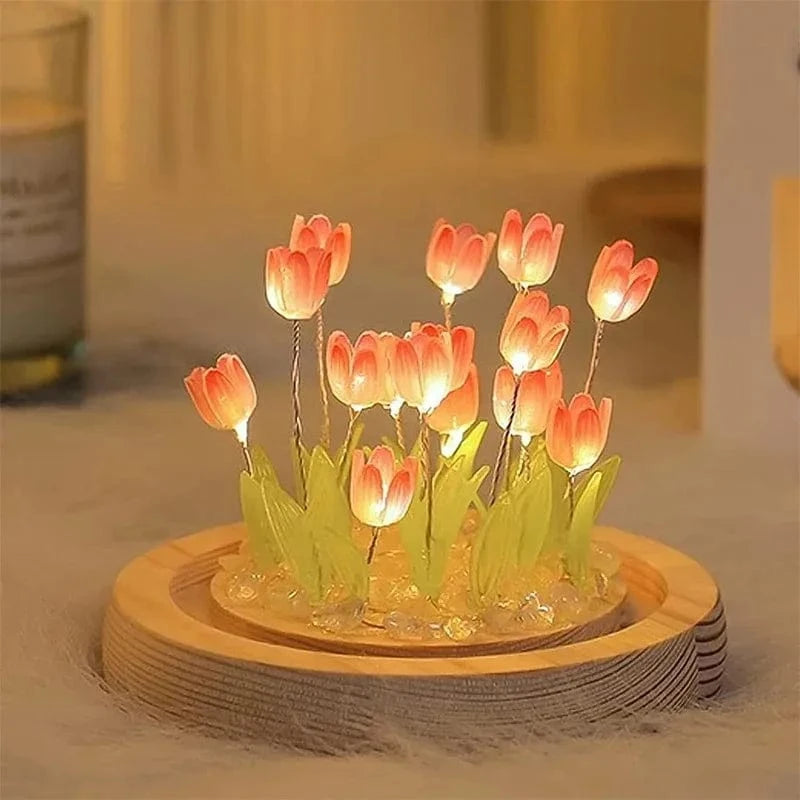 Verthara DIY Tulip LED Night Light – Battery Operated - Colourful - Wooden Base - Indoor Decor - Charming Gift Idea