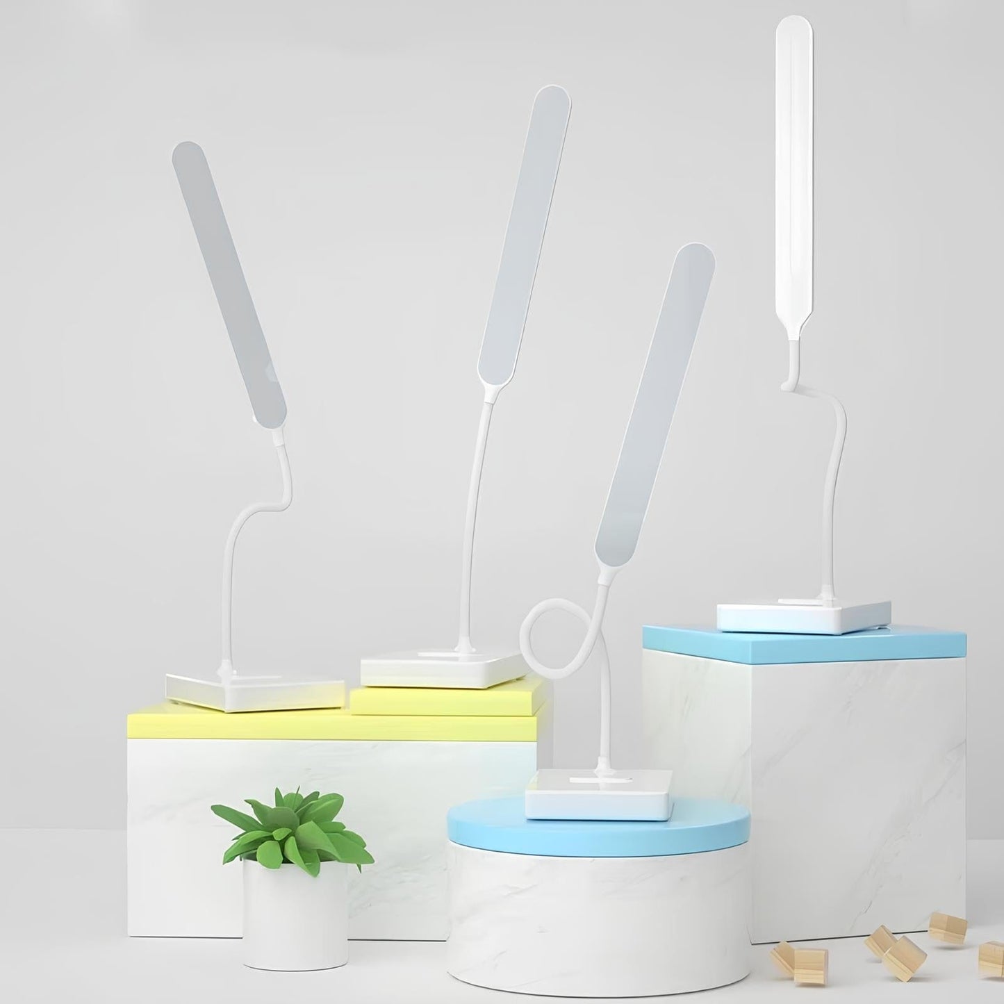Verthara Flexible Arm Desk Lamp