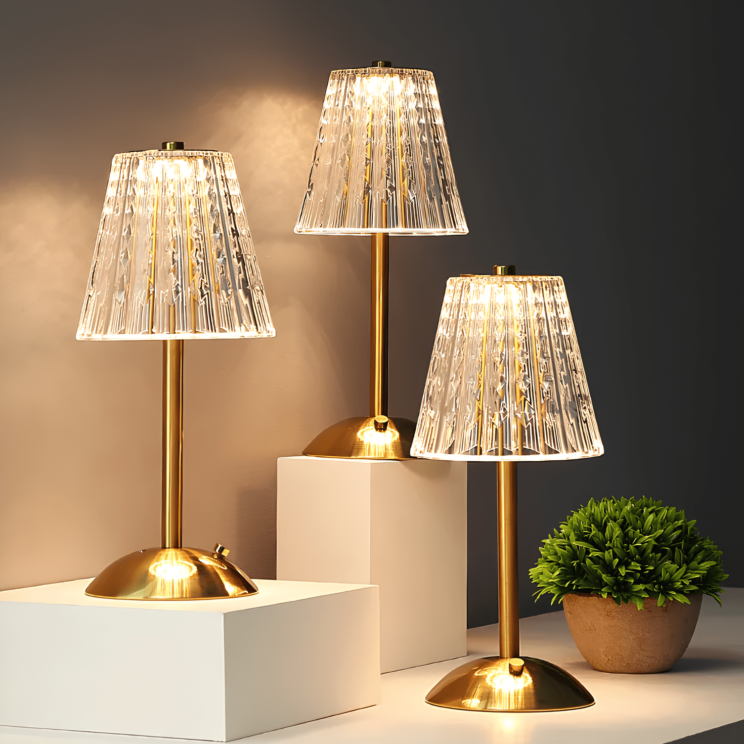 Verthara Golden Crystal Rechargeable Table Lamp
