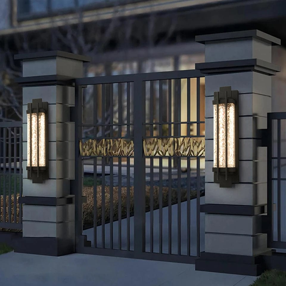 Verthara LED Outdoor Wall Light - Stainless Steel - IP65 Waterproof - Energy Efficient - Adjustable Colour Temperature - Modern Design