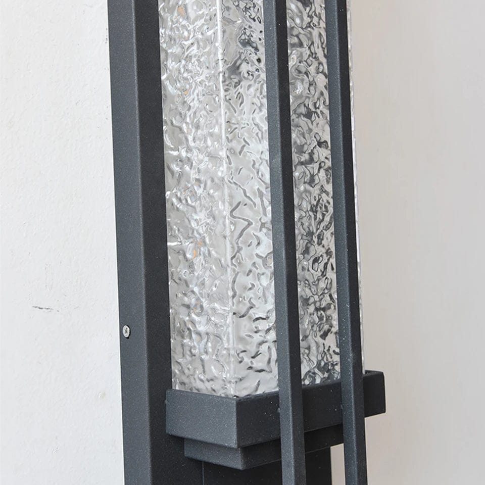Verthara LED Outdoor Wall Light - Stainless Steel - IP65 Waterproof - Energy Efficient - Adjustable Colour Temperature - Modern Design