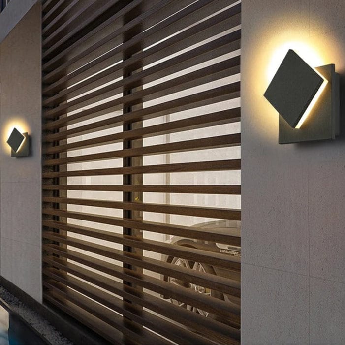 Verthara LED Waterproof Outdoor Wall Lamp with 360° Rotation – Modern Exterior Wall Light for Gardens and Doorways