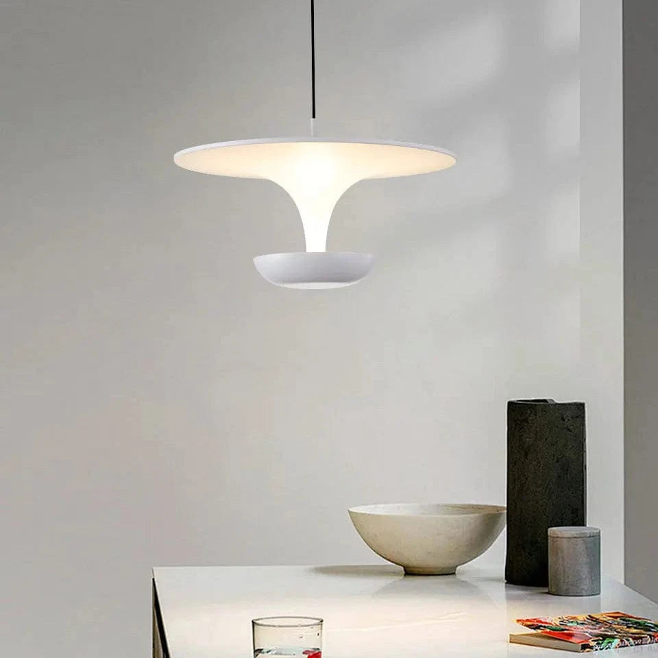 Verthara Minimalist Bar Pendant Light – Adjustable Hanging Lamp for Kitchen Island and Modern Spaces