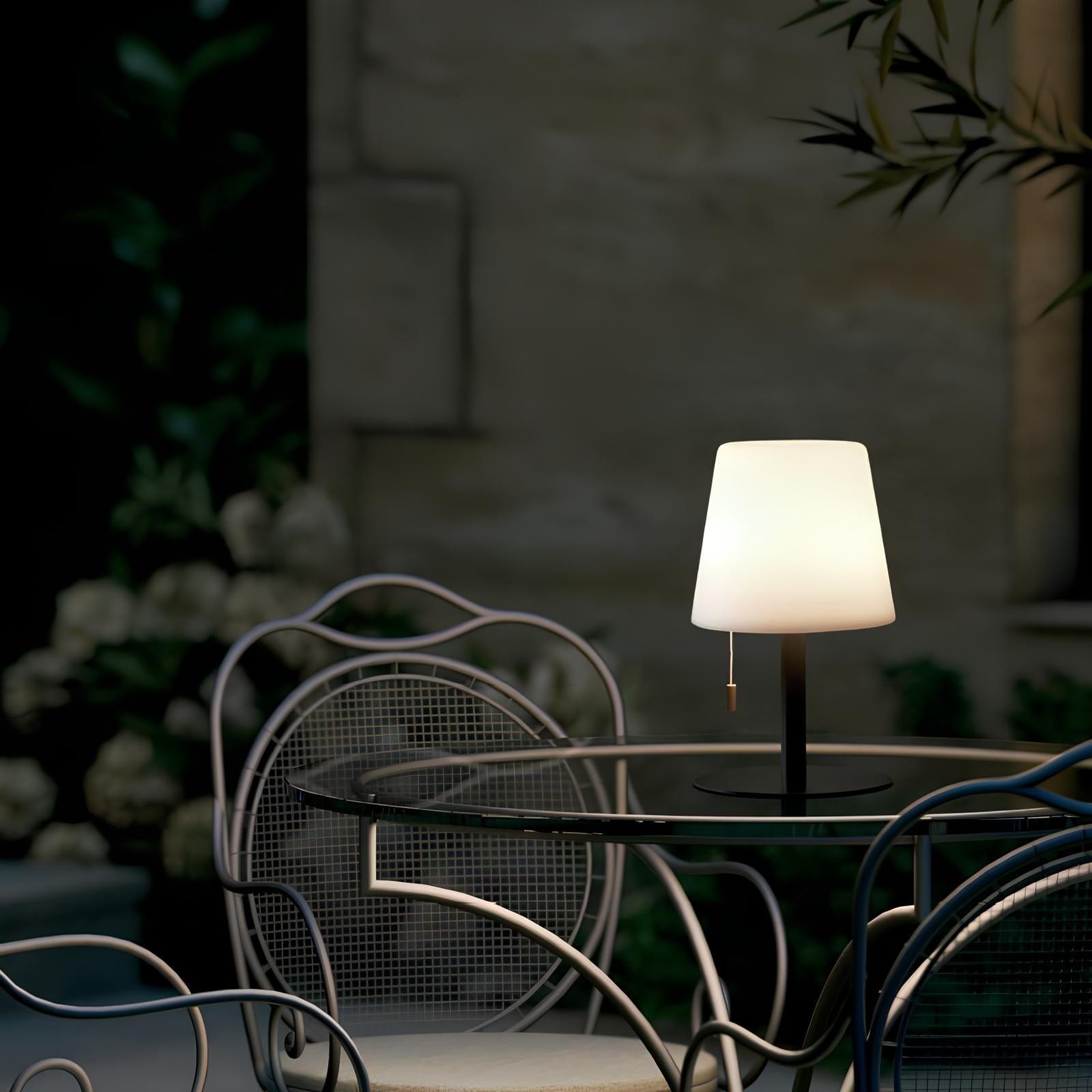 Verthara Minimalist Modern Rechargeable Table Lamp