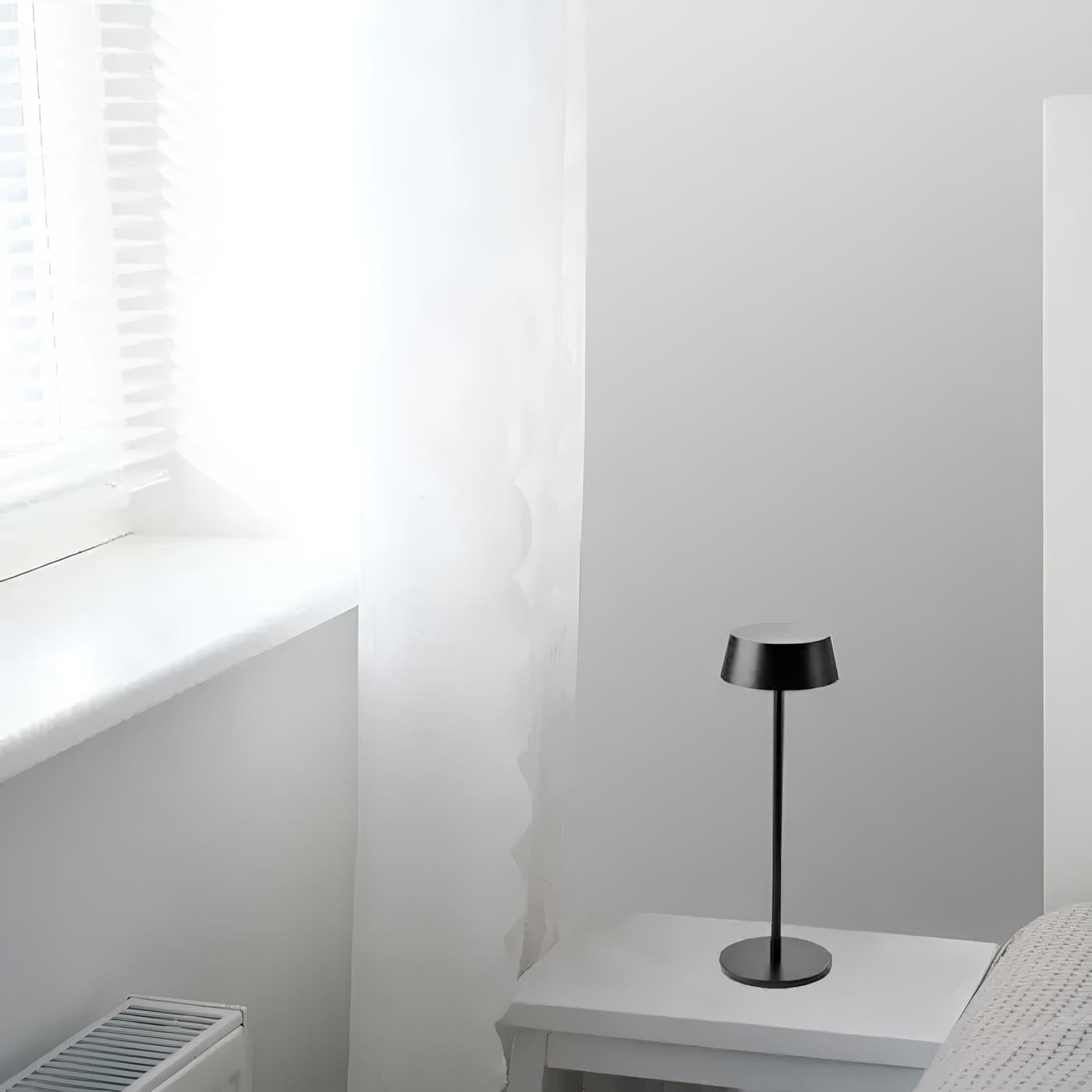 Verthara Modern Minimalist Rechargeable Table Lamp