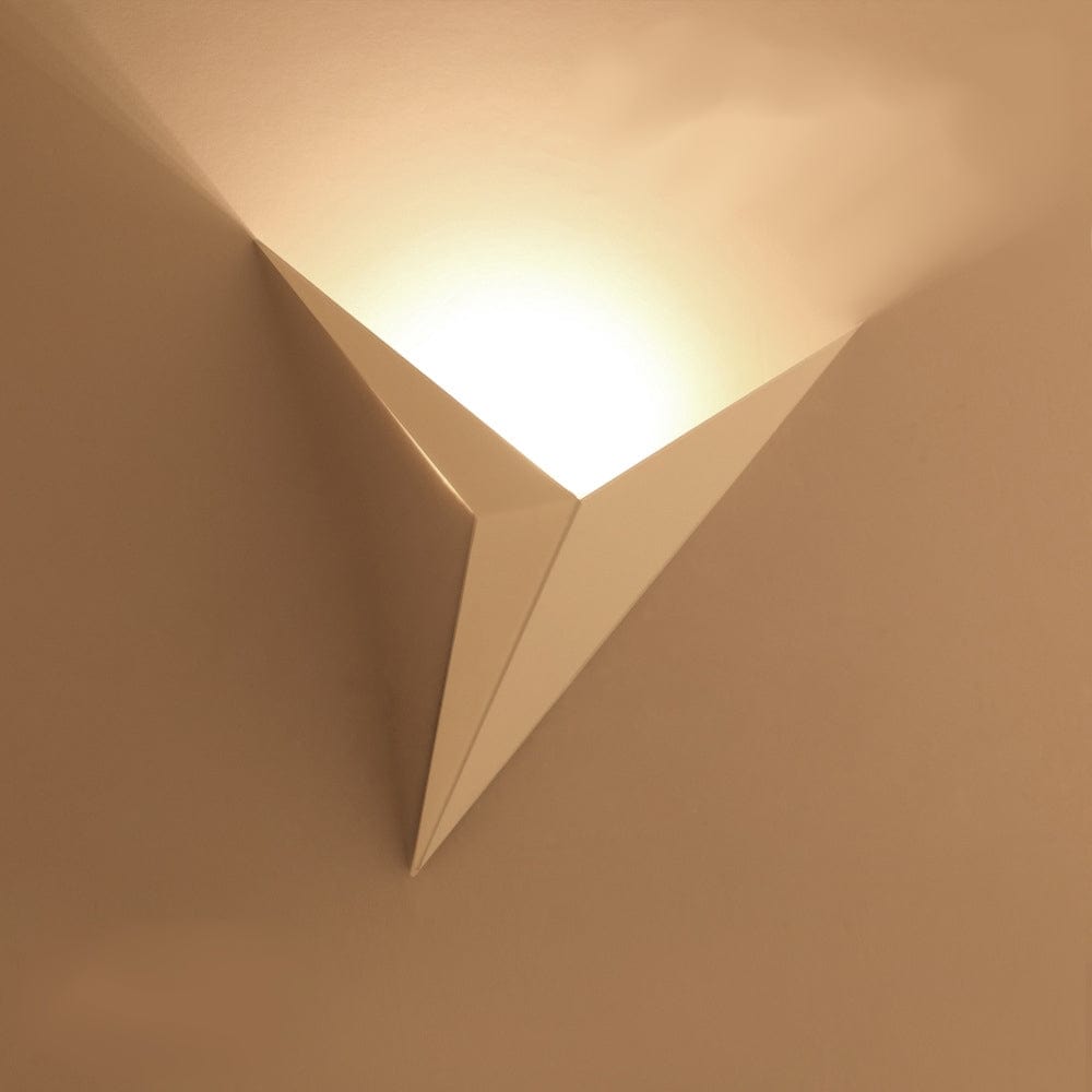 Verthara Modern Minimalistic LED Wall Light