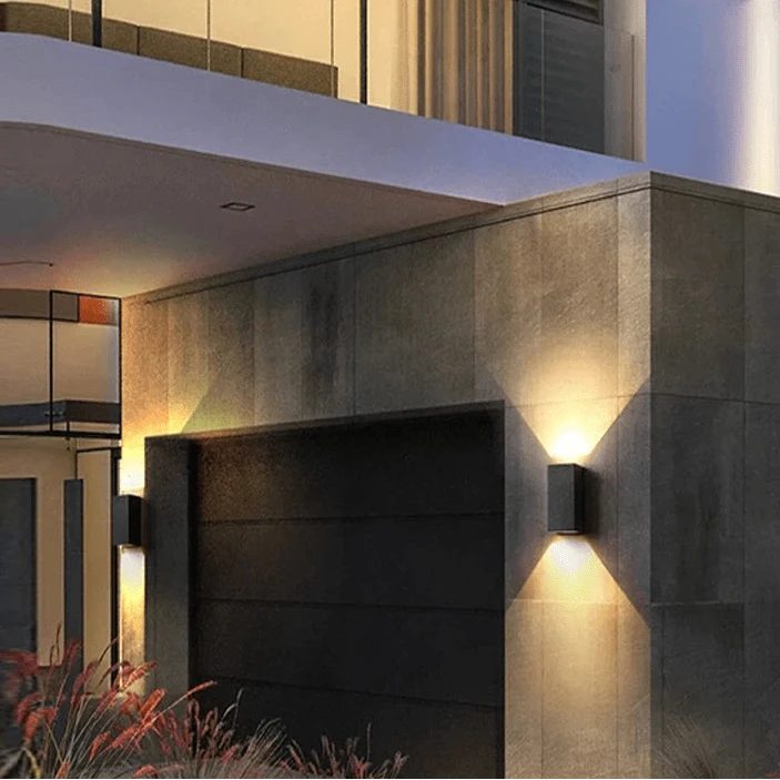 Verthara Modern Outdoor Wall Light – IP65 Waterproof Die-Cast Aluminum Lantern for Garden and Porch, Easy Tool-Free Installation