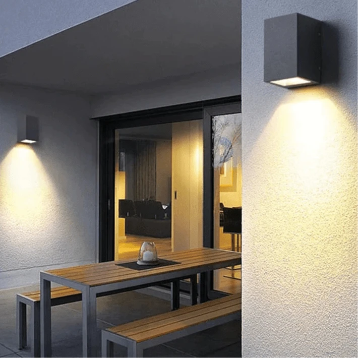 Verthara Modern Outdoor Wall Light – IP65 Waterproof Die-Cast Aluminum Lantern for Garden and Porch, Easy Tool-Free Installation