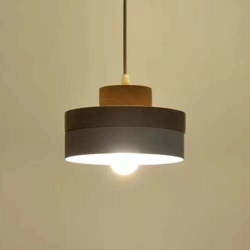 Verthara Modern Single-Head Chandelier Light in Wrought Iron and Solid Wood – Elegant Nordic Design for Restaurants and Cafes Black / Circular