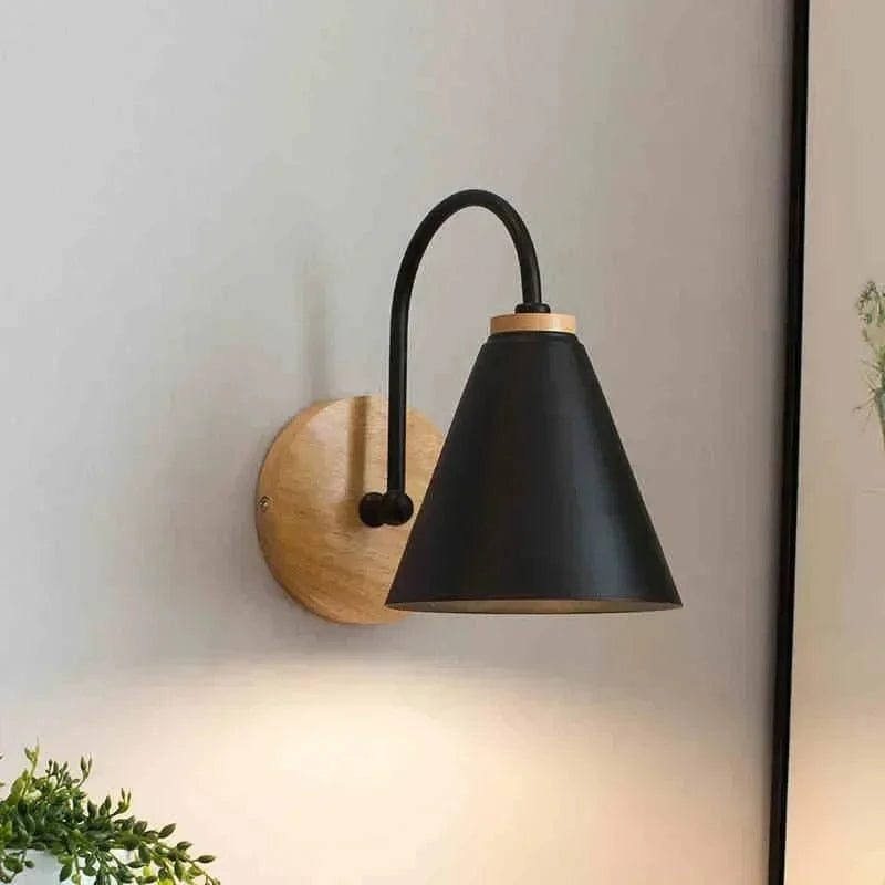 Verthara Modern Wood Wall Lamp E27 Socket Black