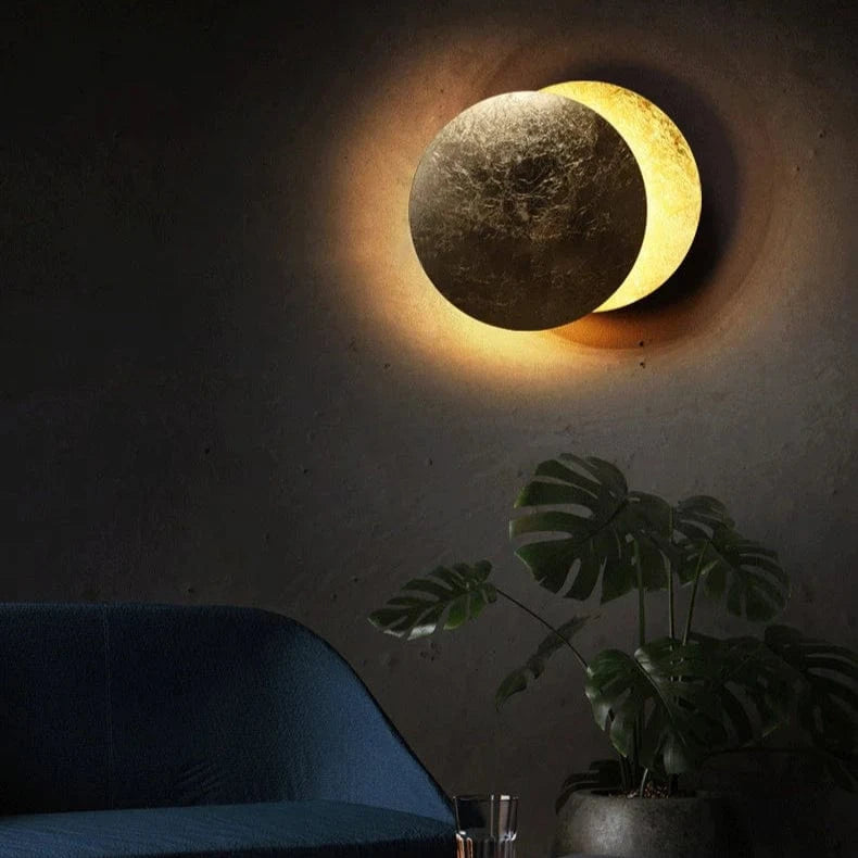 Verthara Moon Concept Wall Lamp