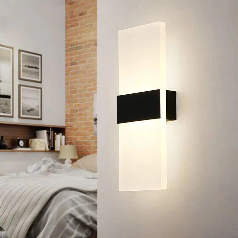 Verthara Motion Light  Modern Wall Sconce