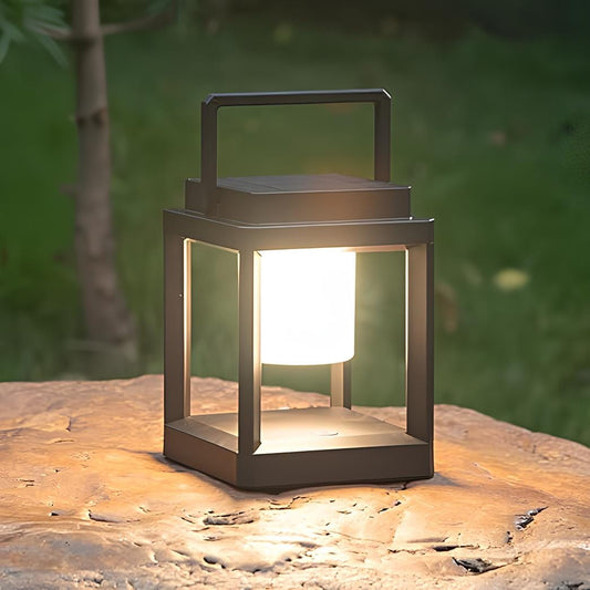 Verthara Outdoor Solar Lantern Light