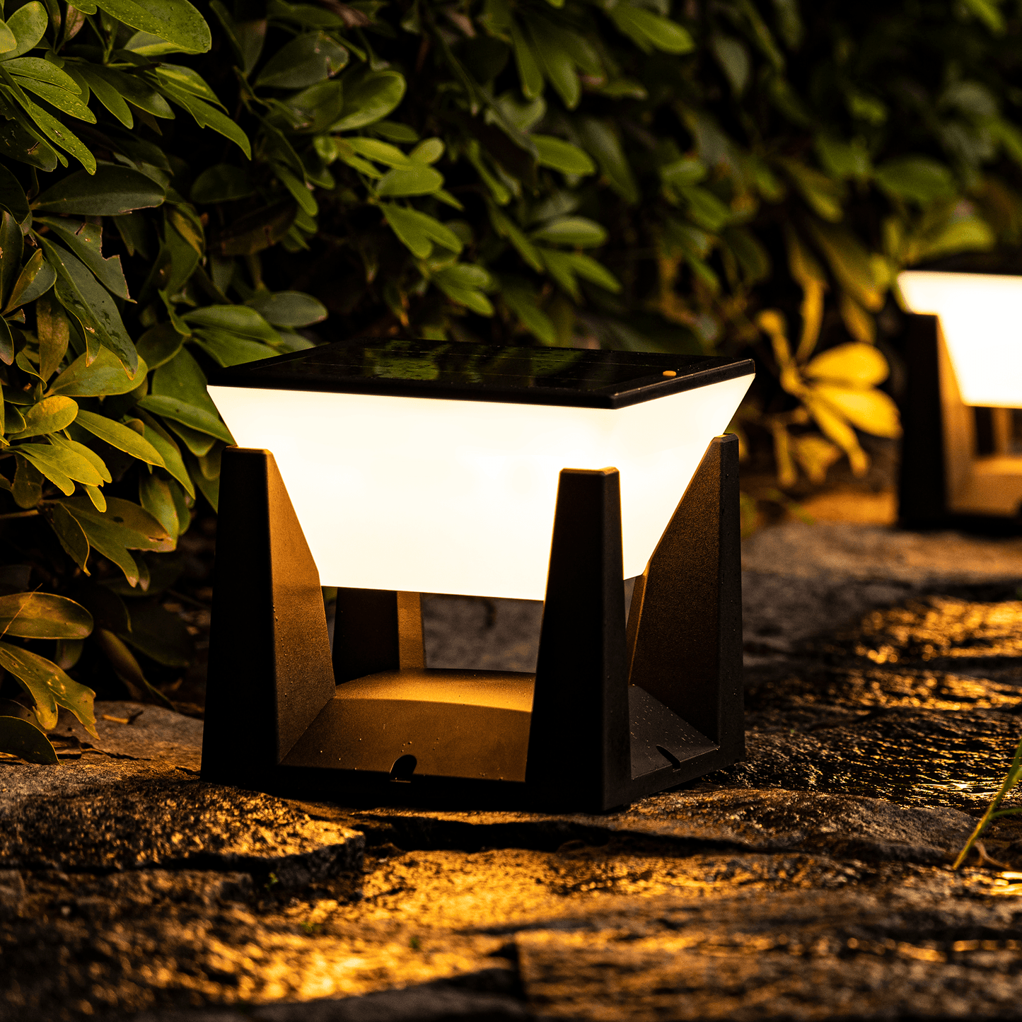 Verthara Outdoor Solar-Powered Modern Garden Lantern