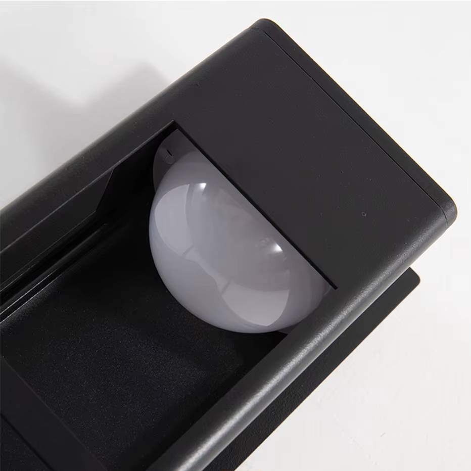 Verthara Premium IP67 Waterproof Outdoor Wall Light – Modern Aluminum Sconce for Garden and Exterior Use in Black and Bronze