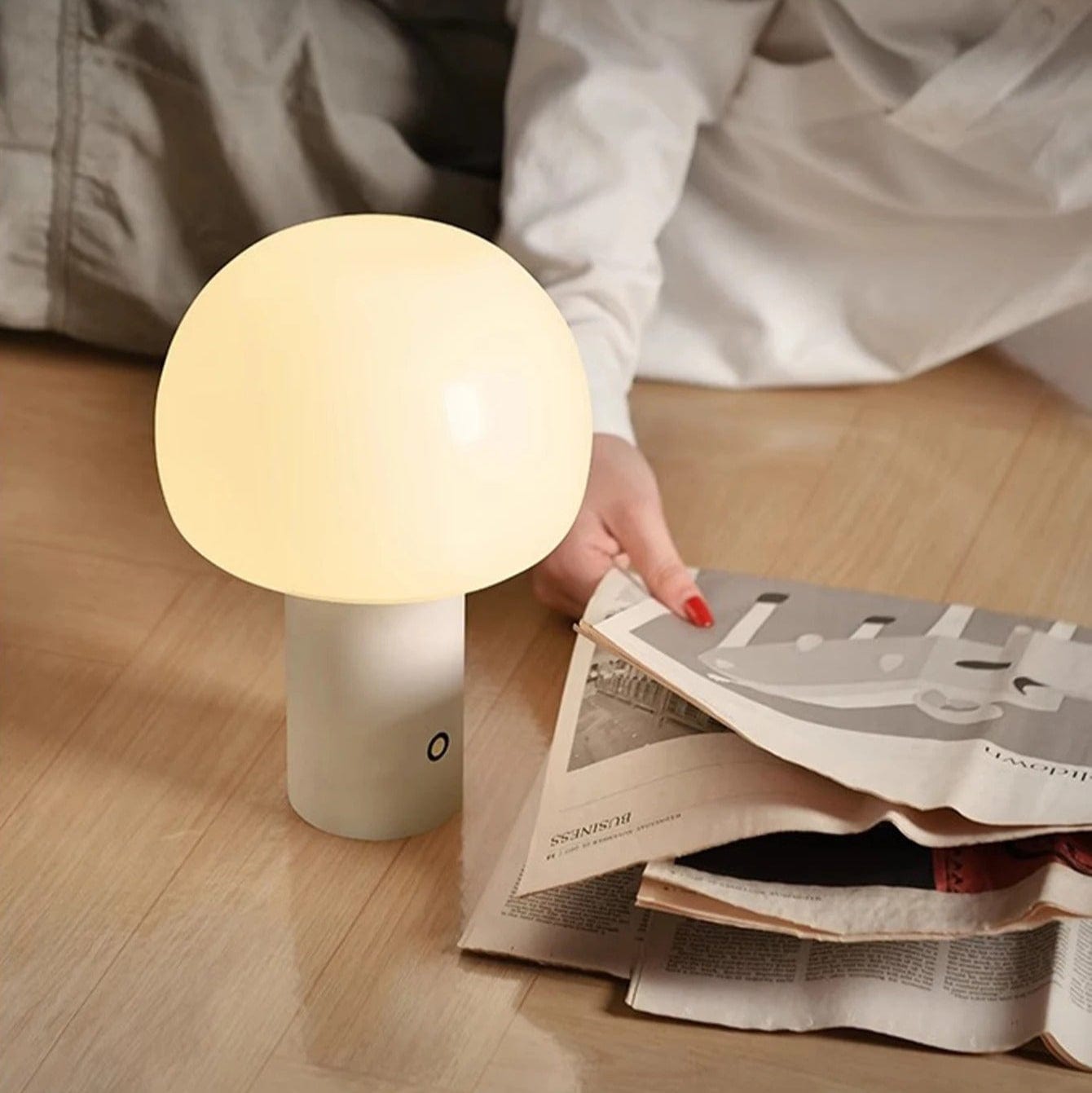 Verthara Rechargeable LED Table Lamp - Cordless - Adjustable Height - Multi-Colour - Indoor/Outdoor Use - Durable Iron and Acrylic White