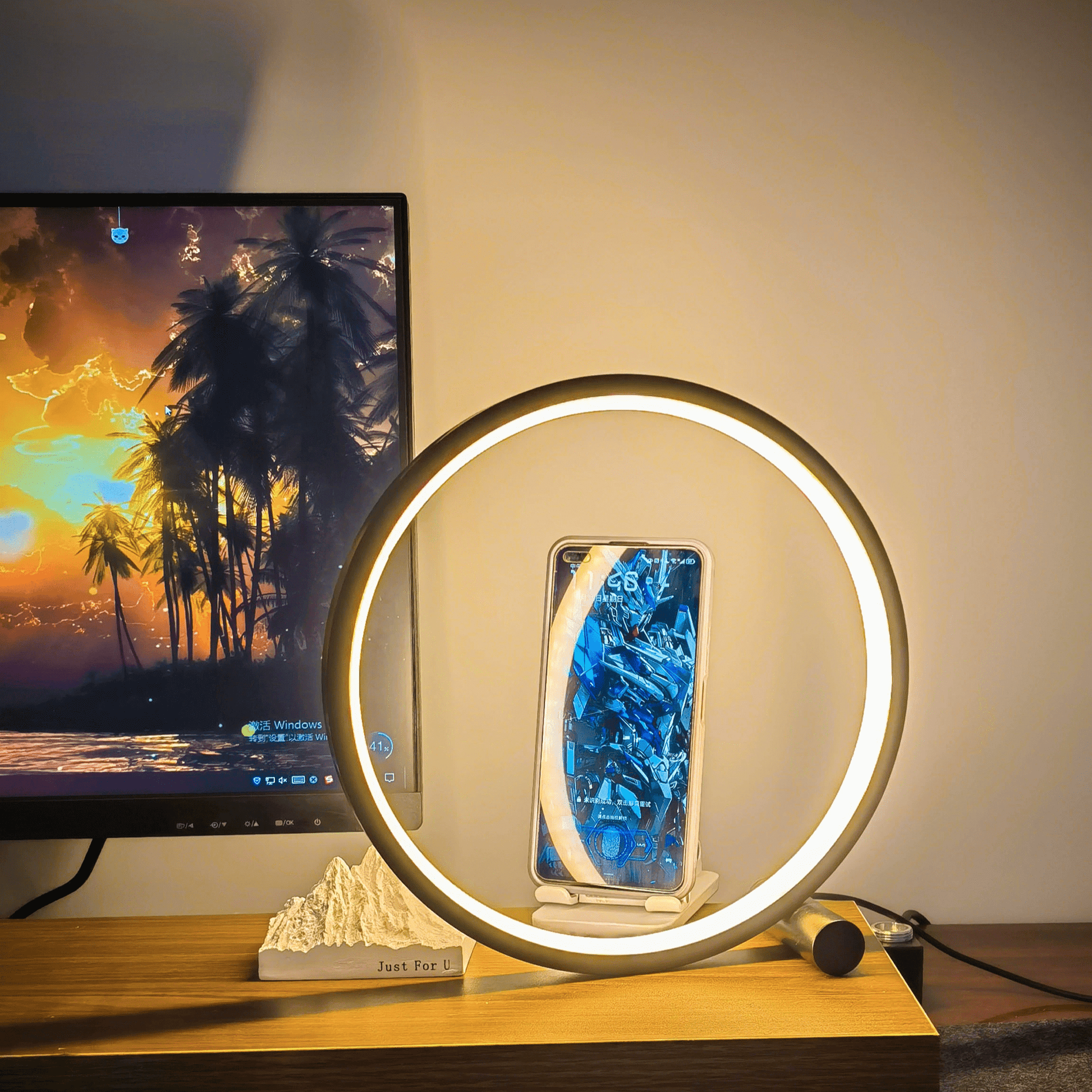 Verthara Ring Design Nightstand Lamp