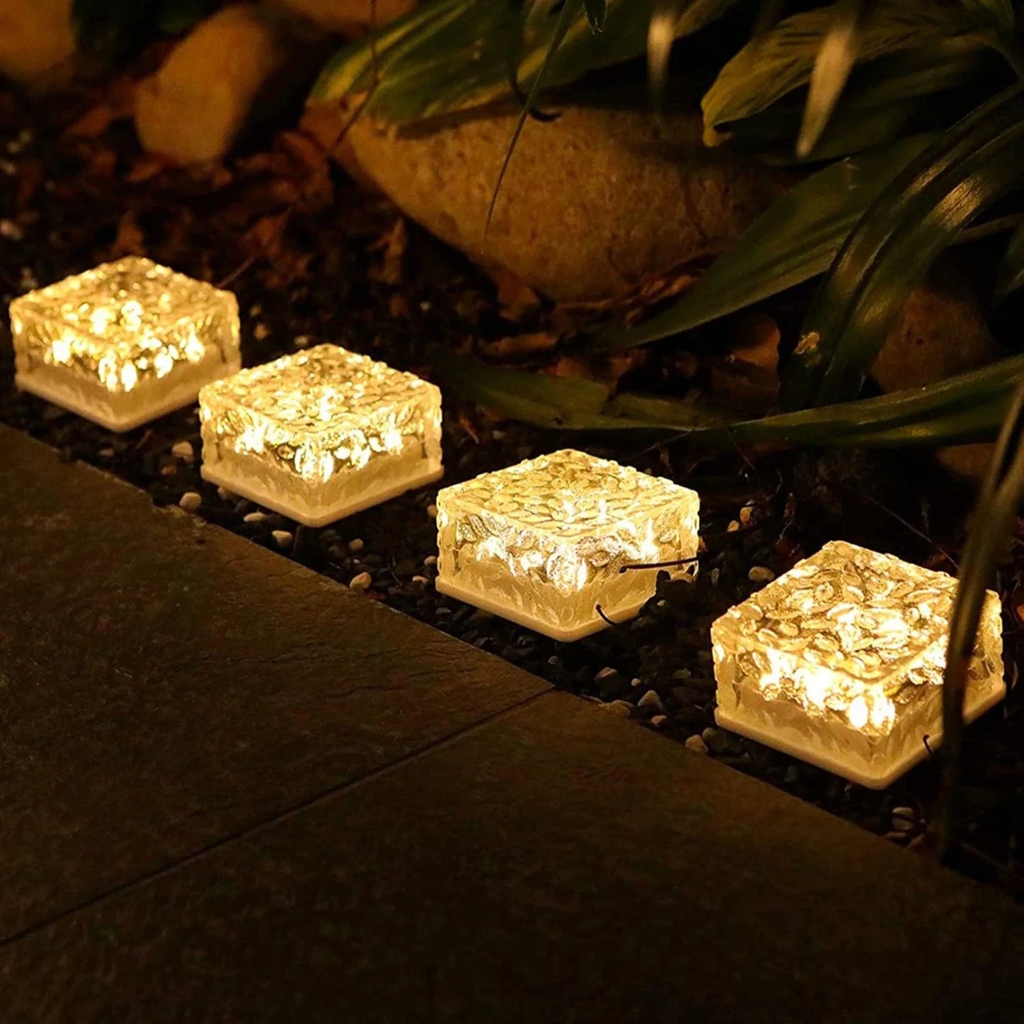 Verthara Solar LED Garden Brick Light – Waterproof – Rechargeable – Outdoor Lighting - Decorative Colour Options - Soft Ambient Illumination