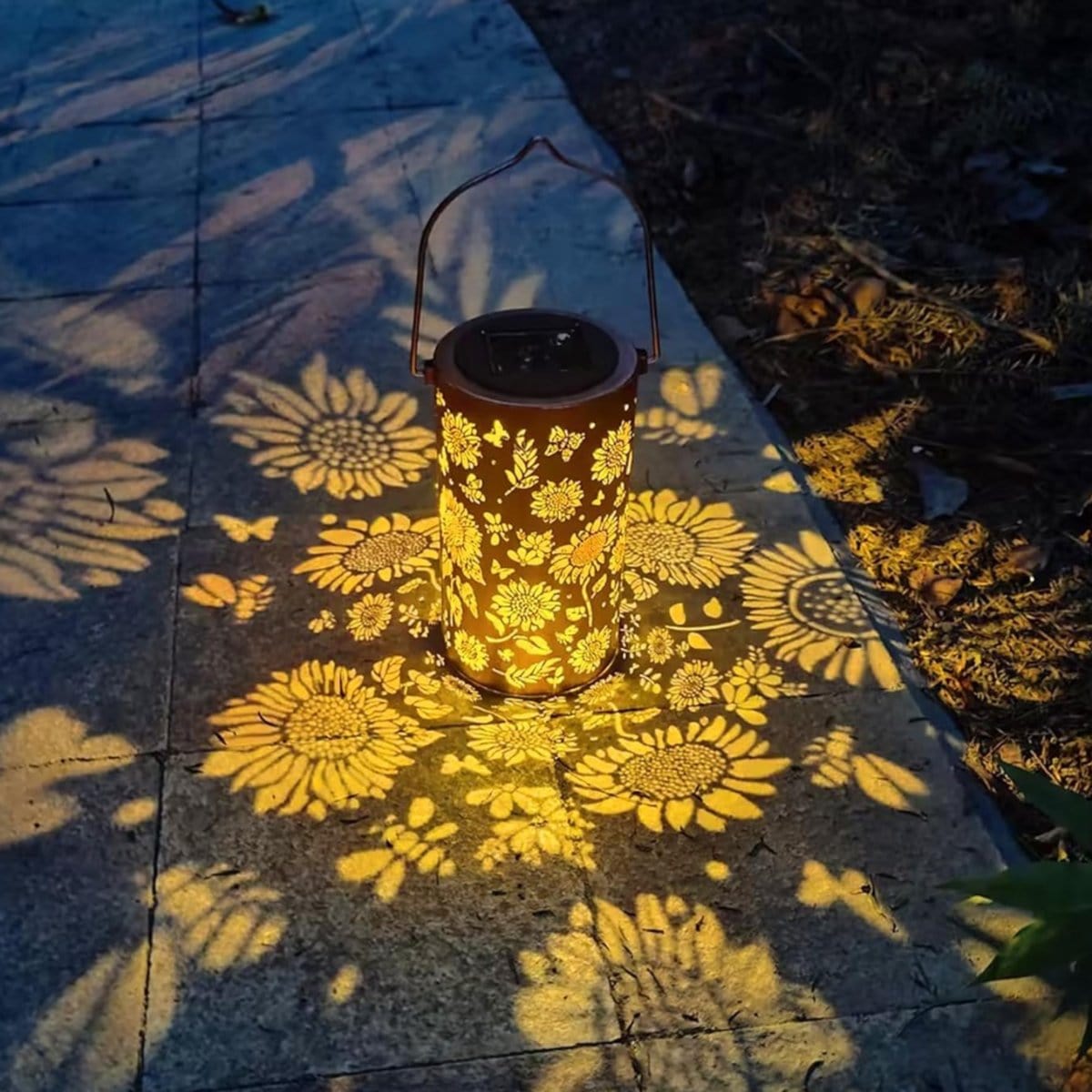 Verthara Solar Powered Floral Pattern Lantern