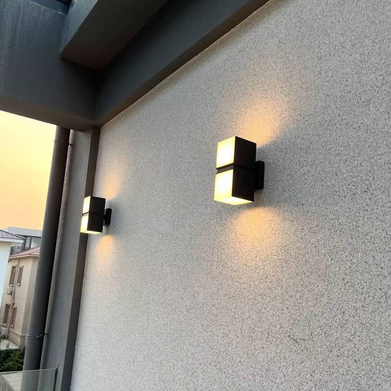 Verthara Waterproof Outdoor Wall Lamp – Adjustable Angle LED Exterior Wall Light in Black Aluminum for Garden and Pathway Lighting