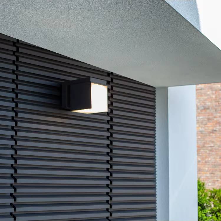 Verthara Waterproof Outdoor Wall Lamp – Adjustable Angle LED Exterior Wall Light in Black Aluminum for Garden and Pathway Lighting Single Head