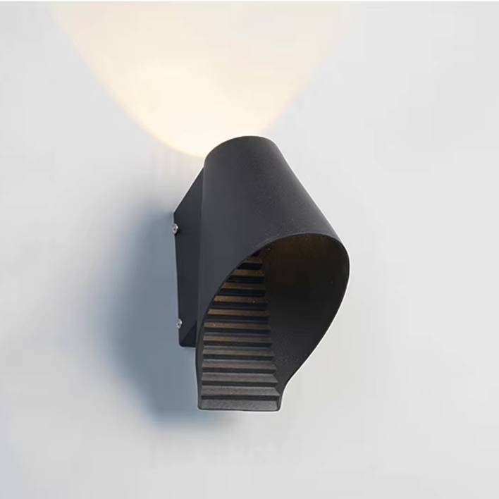 Verthara Waterproof Outdoor Wall Lamp – Modern Exterior Wall Lights for Courtyards, Entrances, and Balconies – Energy Efficient Black Lantern C style black