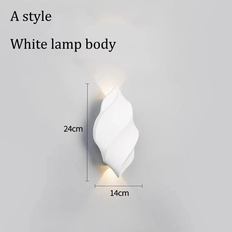 Verthara Waterproof Outdoor Wall Lamp – Modern Exterior Wall Lights for Courtyards, Entrances, and Balconies – Energy Efficient Black Lantern