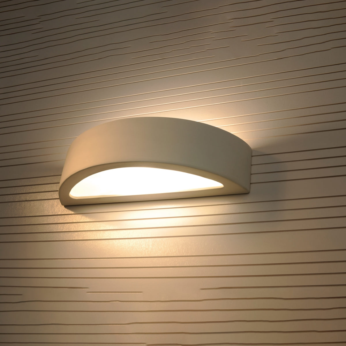 Atena Ceramic Wall Lamp - White - Modern & Classic Design - E27