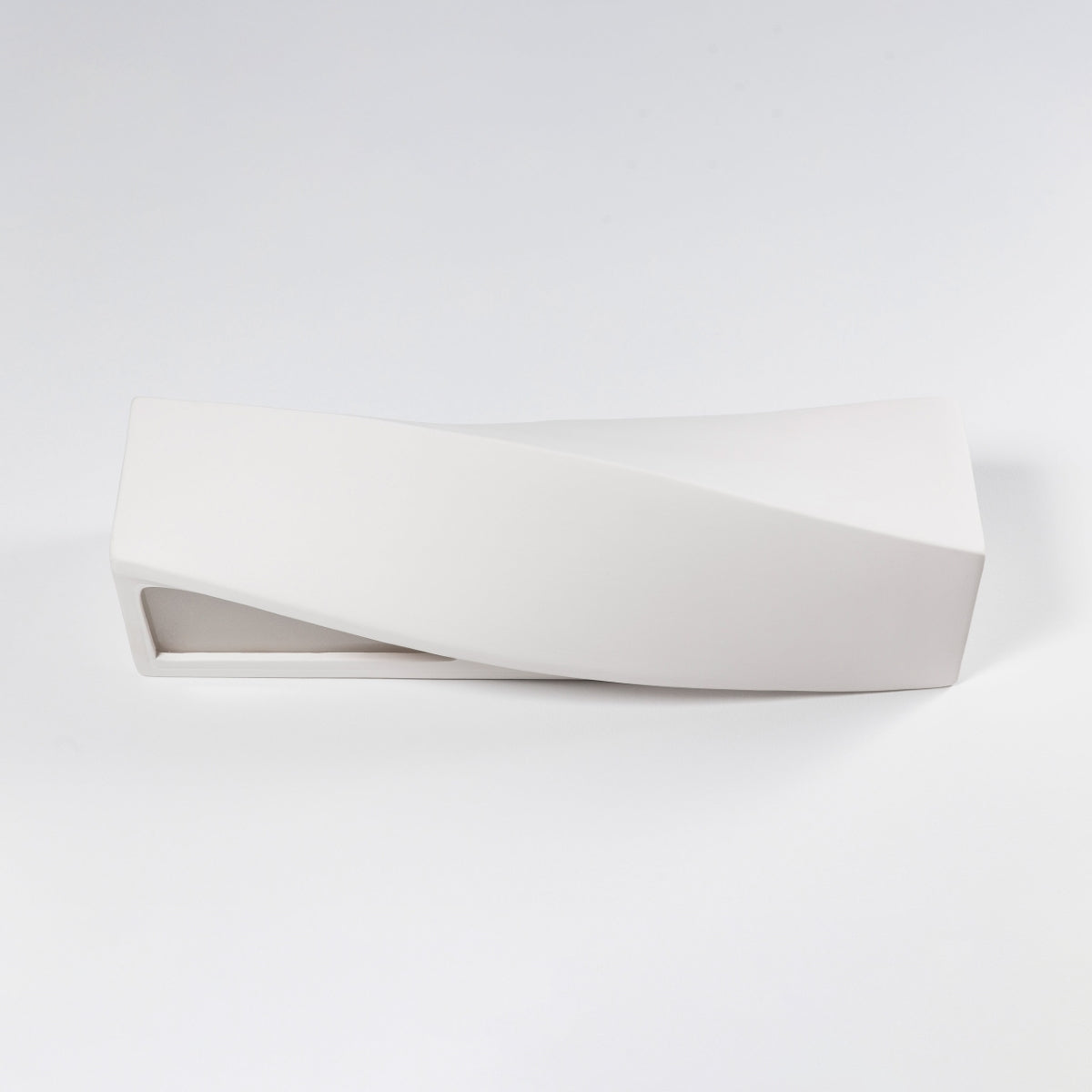 Sigma Ceramic Wall Lamp - White - Stylish Wavy Design - E27 - LED Compatible