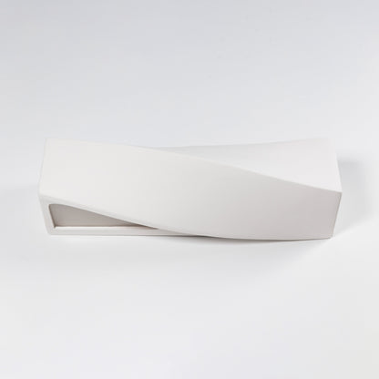 Sigma Ceramic Wall Lamp - White - Stylish Wavy Design - E27 - LED Compatible