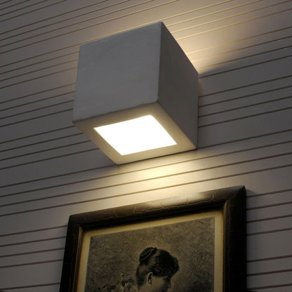 Leo Ceramic Wall Lamp - White - Geometric Design - E27 - LED Compatible