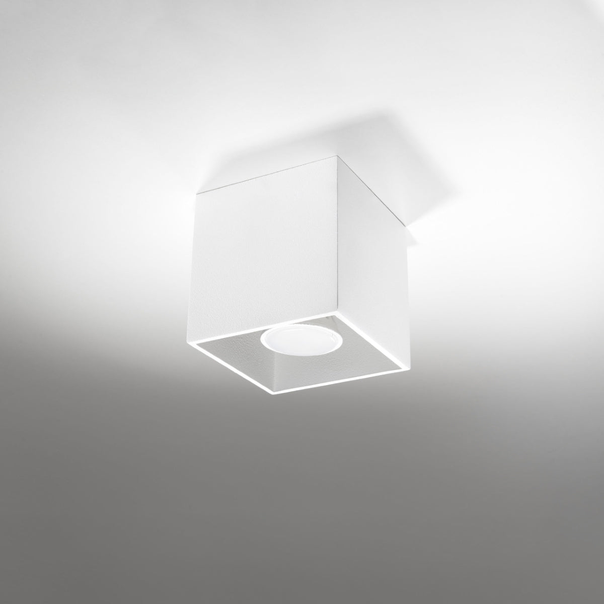 Quad White Aluminum Ceiling Lamp - Modern - Adjustable LED Lighting - Stylish Design