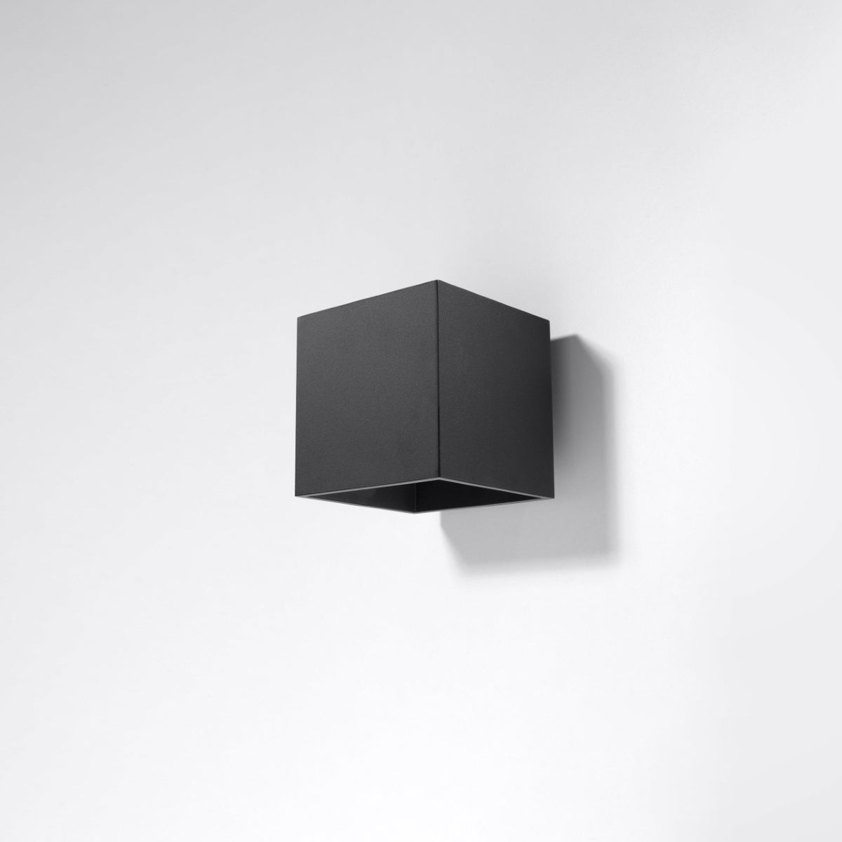 Quad Black Wall Lamp - G9 Light - Aluminum - Modern Style - 10x12 cm