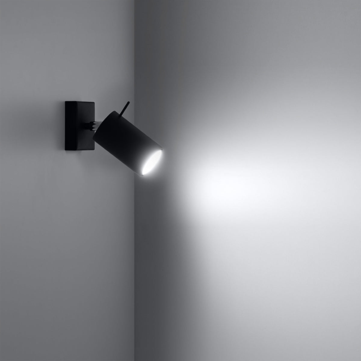 Ring Single Black Spotlight - Adjustable Modern Steel Ceiling Light - 8x16x8 cm