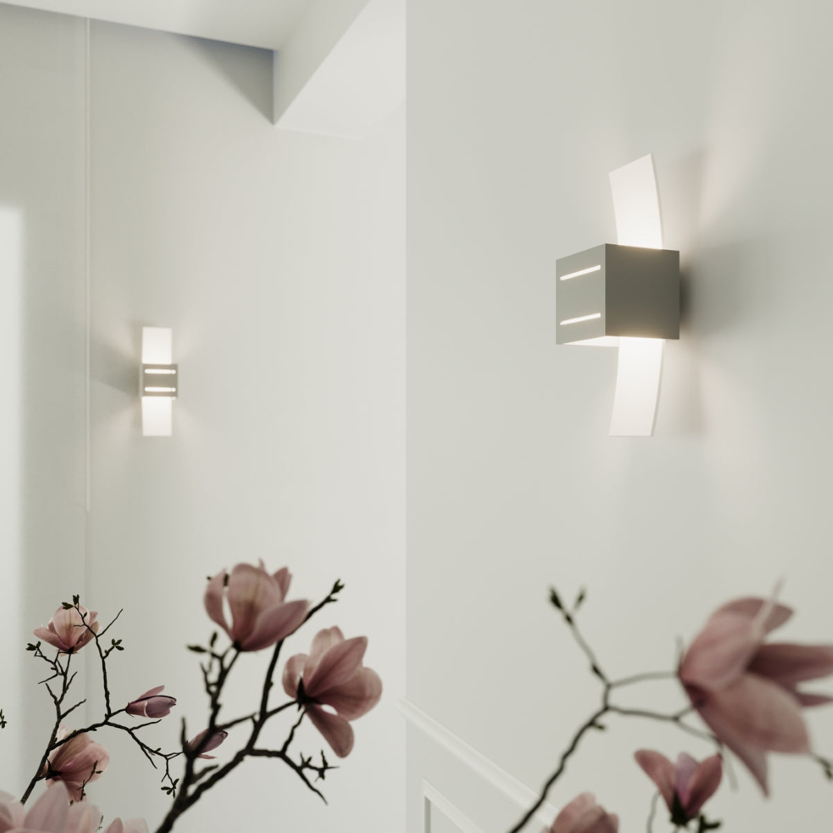 Loreto Wall Lamp - Gray - Modern Aluminum & Glass - G9 LED Compatible - 10x12x30 cm