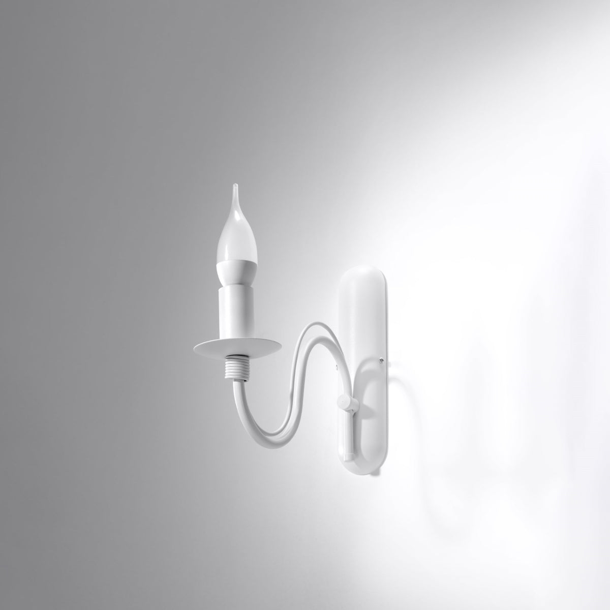 Minerwa Wall Lamp - Classic Candelabra Design - E14 - Steel - White Finish