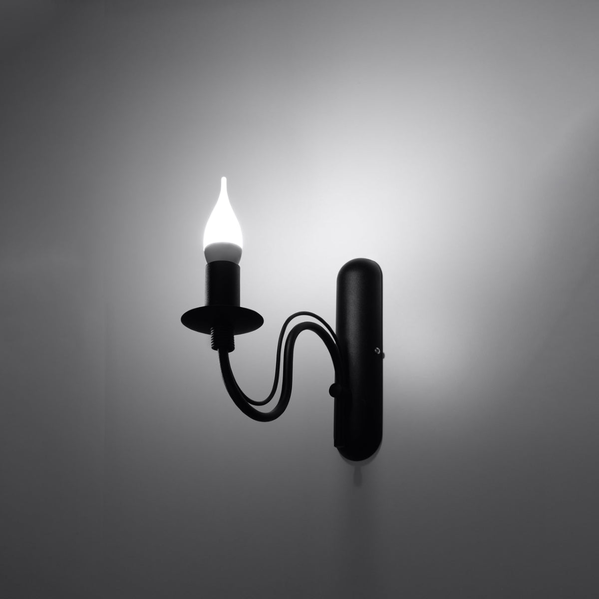 Minerwa - Wall Candle Sconce - Black Finish - Glamour Design - Powder-Coated Steel - E14 Bulb Compatible - Durable & Elegant