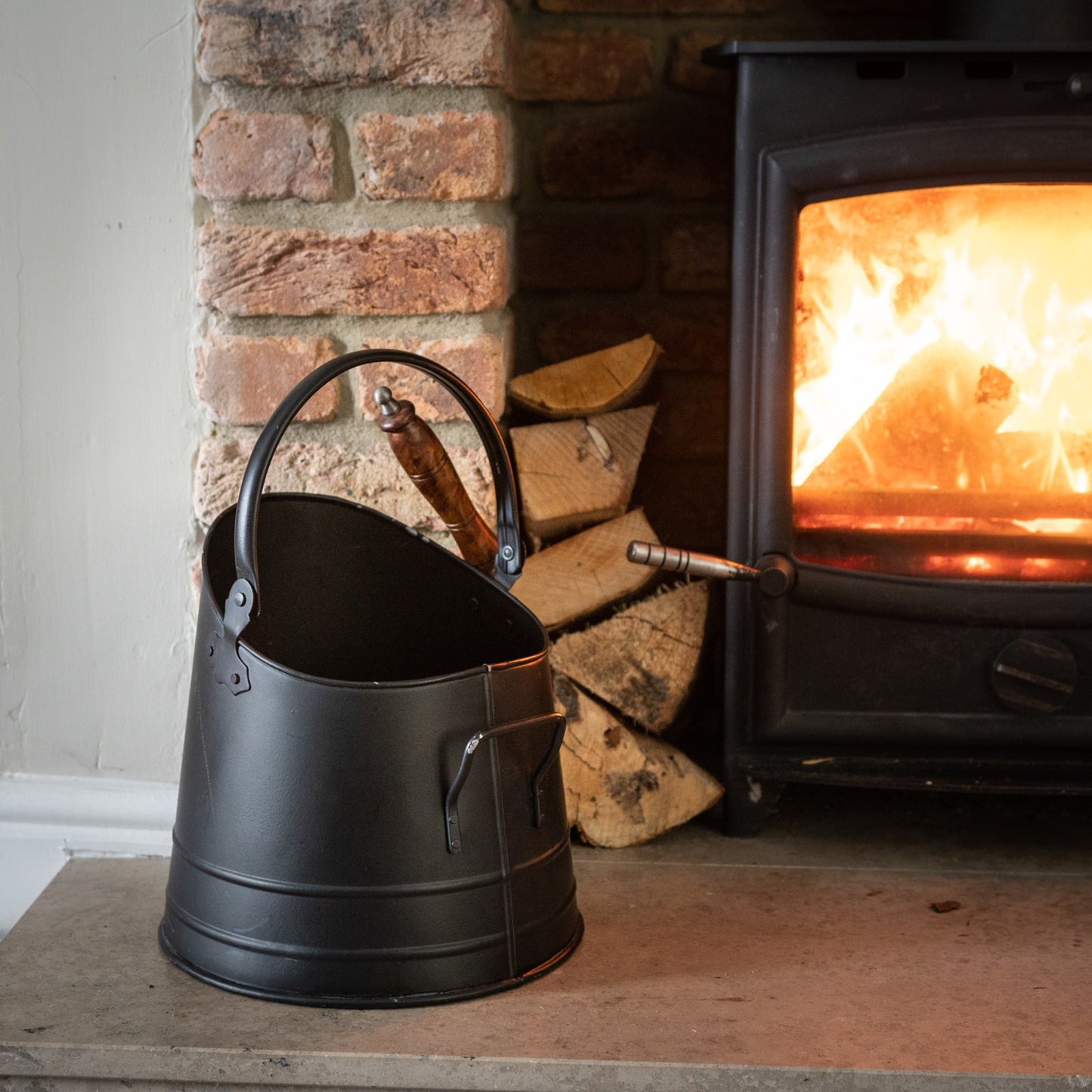 Black Coal Bucket With Teak Handle Shovel Black Steel 11212