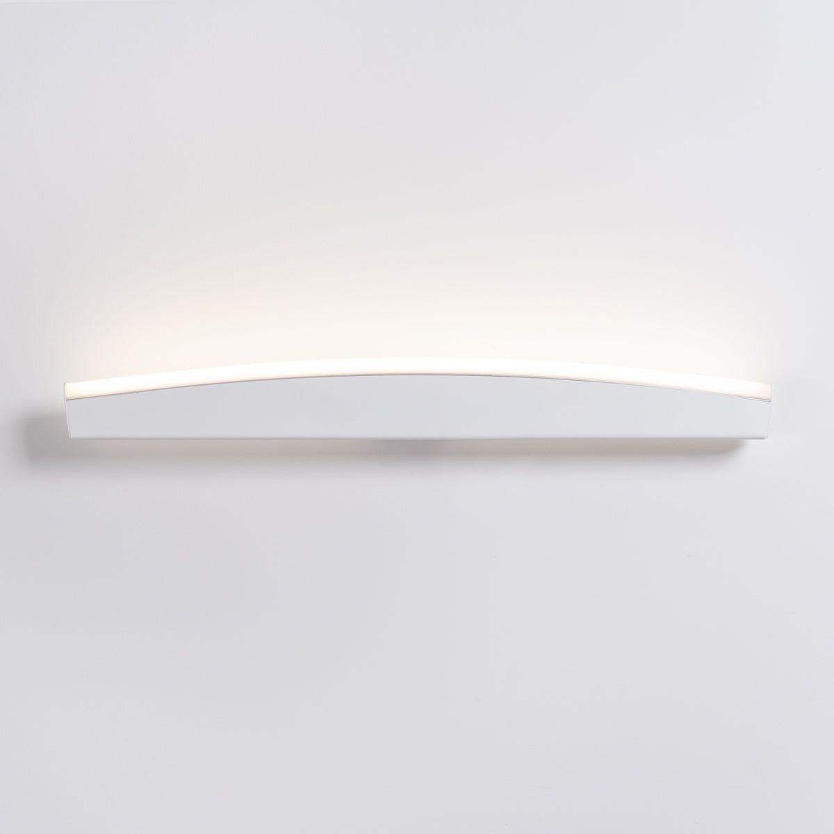 Modern White LED Wall Sconce - 8W 4000K - Arc Design - Aluminum & PVC - 60x5.5x7 cm