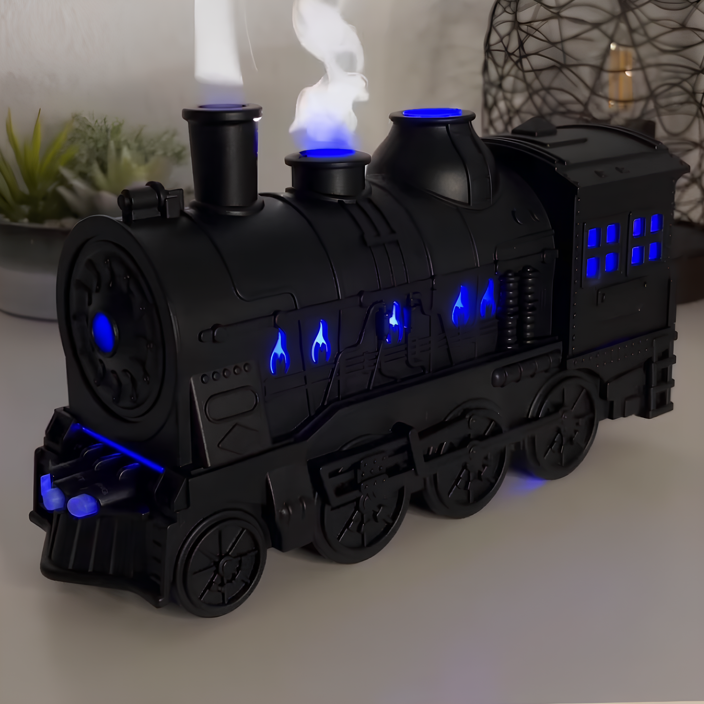 Steam Locomotive Humidifier - Vintage Design - USB Powered - Warm & Blue Light Options - 300ml Tank - Compact Size