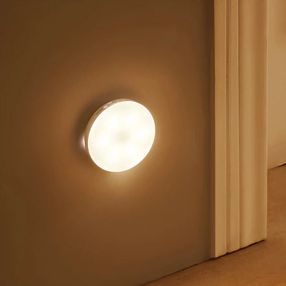 Motion Light - Energy-Saving Motion Sensor - Battery Powered or USB Rechargeable - Easy Installation with Sticky Pad & Magnet