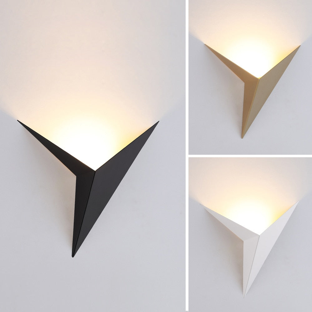 Modern Wall Light - LED - Minimalist Design - Multiple Colours (White, Black, Gold) - Warm or Cool White - Energy Efficient