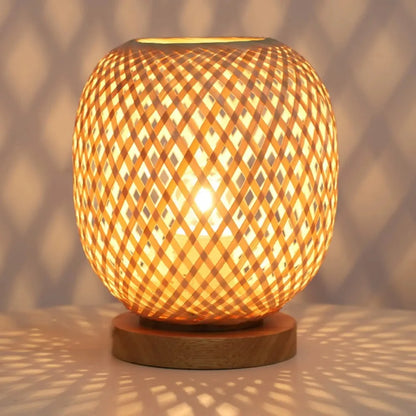 Vintage Rattan Table Lamp