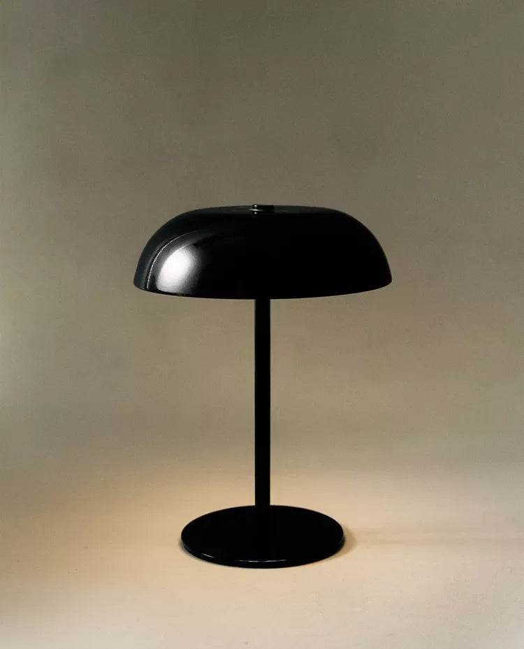 Mushroom table lamp