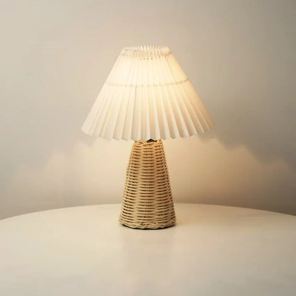 Vintage Rattan Table Lamp – USB Powered Dimmable