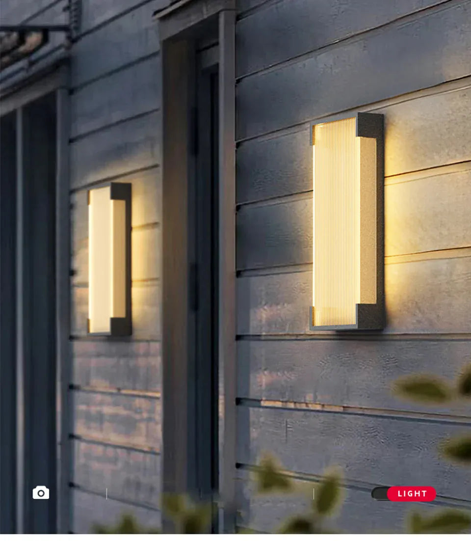 Verthara Premium Solar Stainless Steel Outdoor Wall Light
