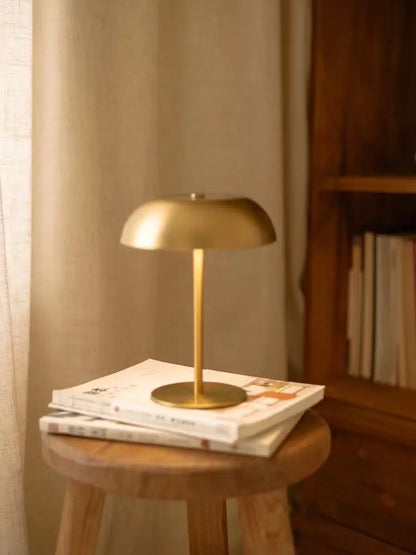 Mushroom table lamp